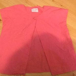 Wolf & Rita Short sleeved Cape style top